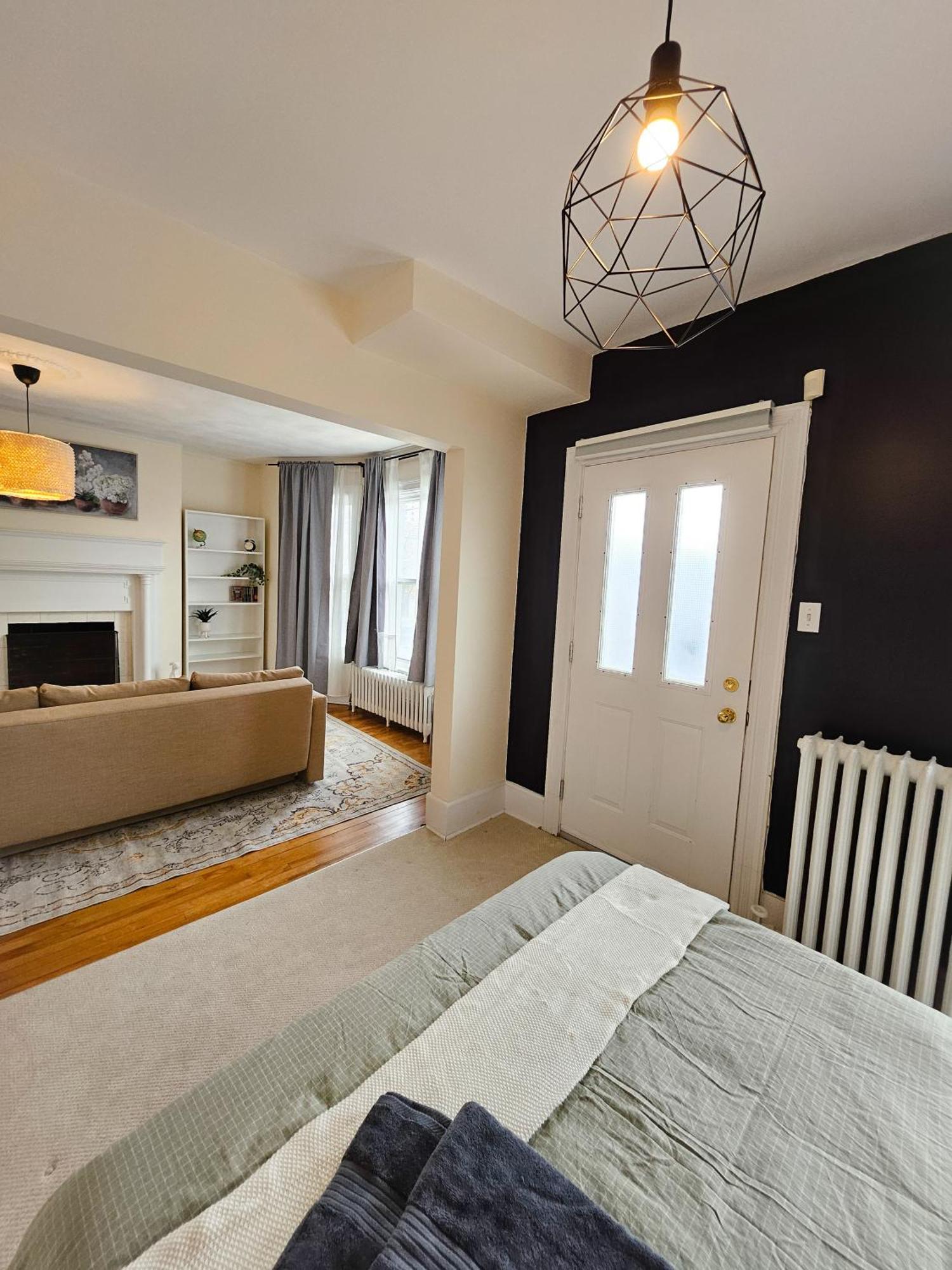 Ottawa Downtown Cozy Guesthouse Экстерьер фото