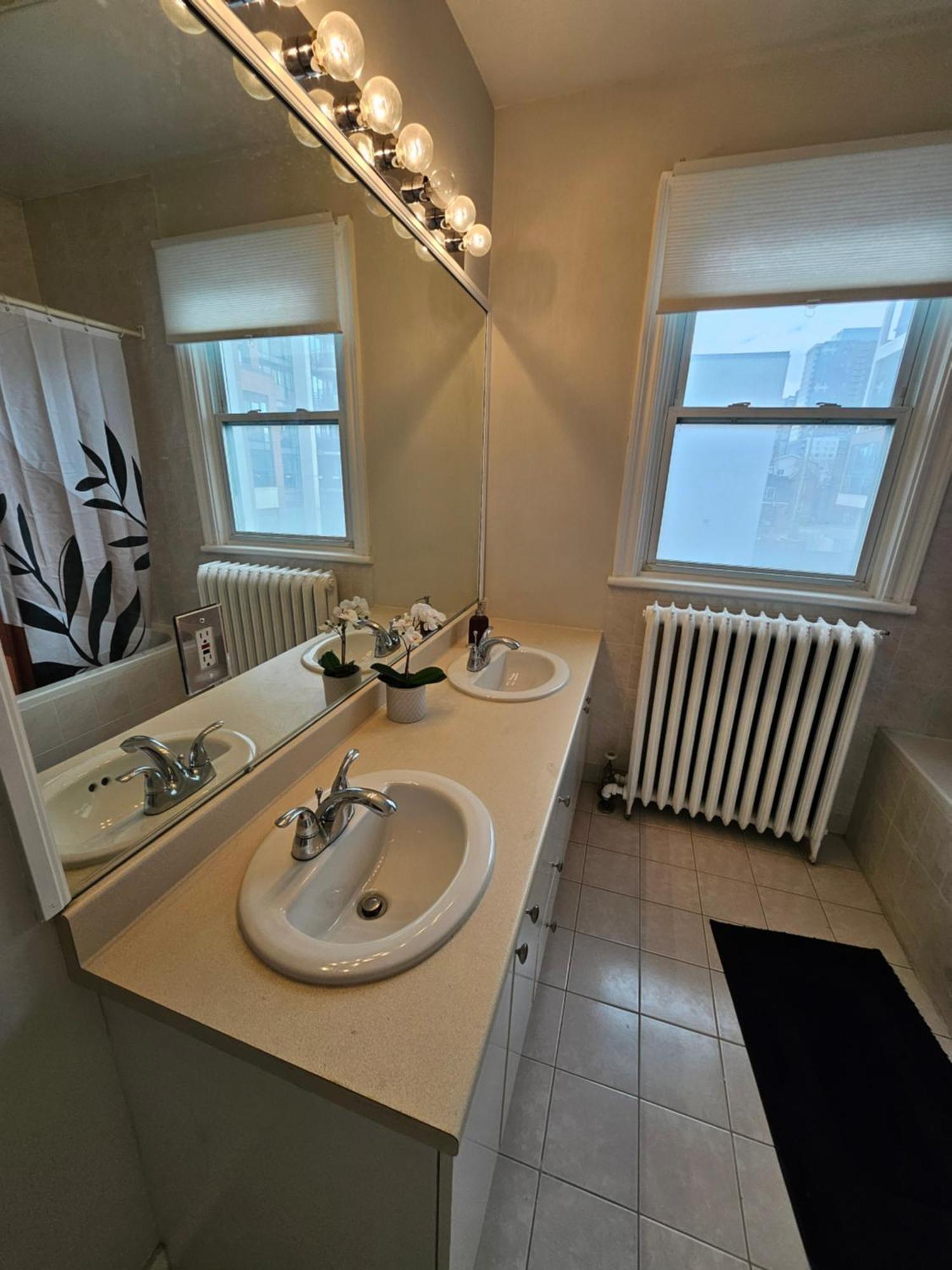 Ottawa Downtown Cozy Guesthouse Экстерьер фото