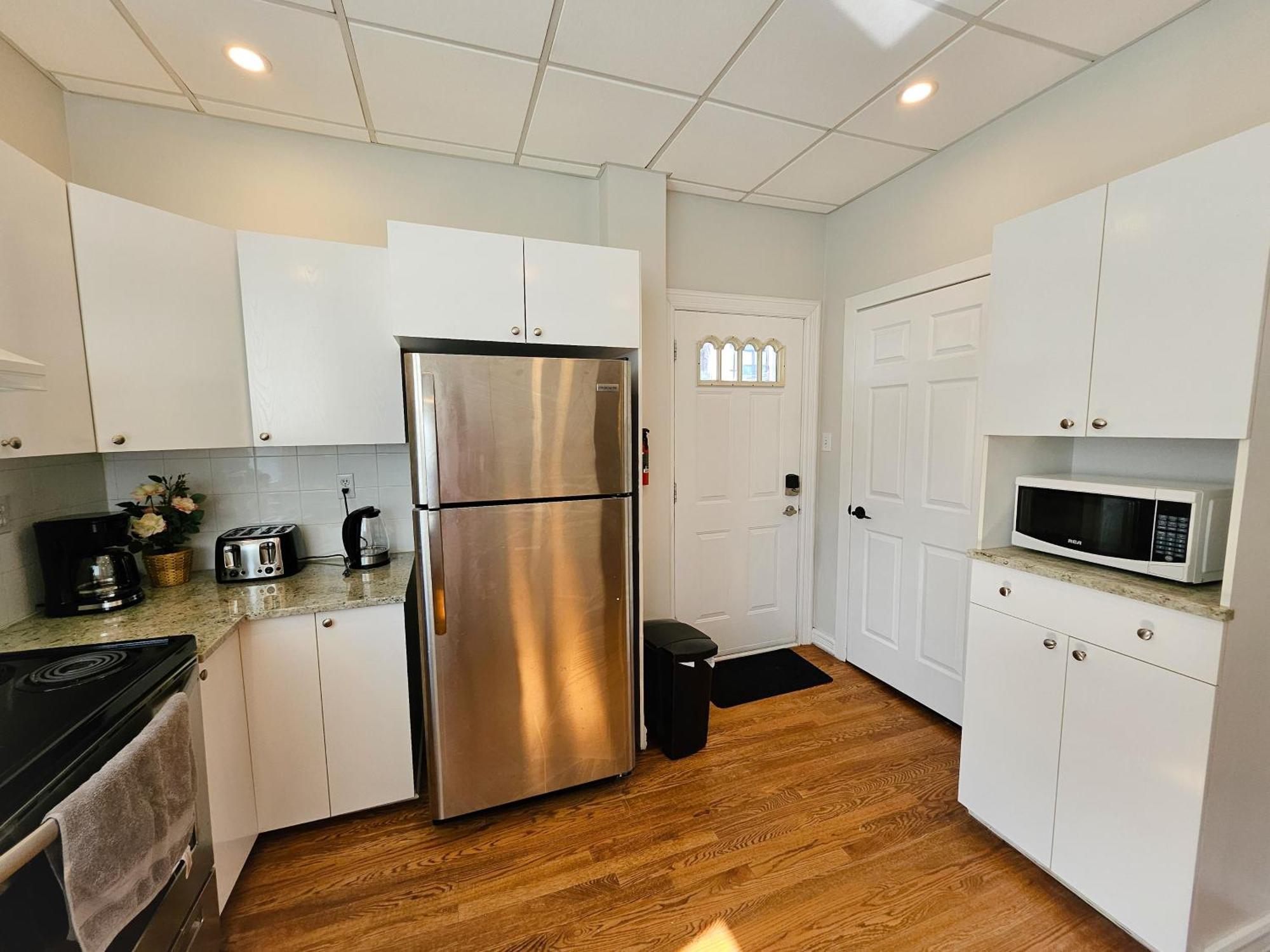 Ottawa Downtown Cozy Guesthouse Экстерьер фото